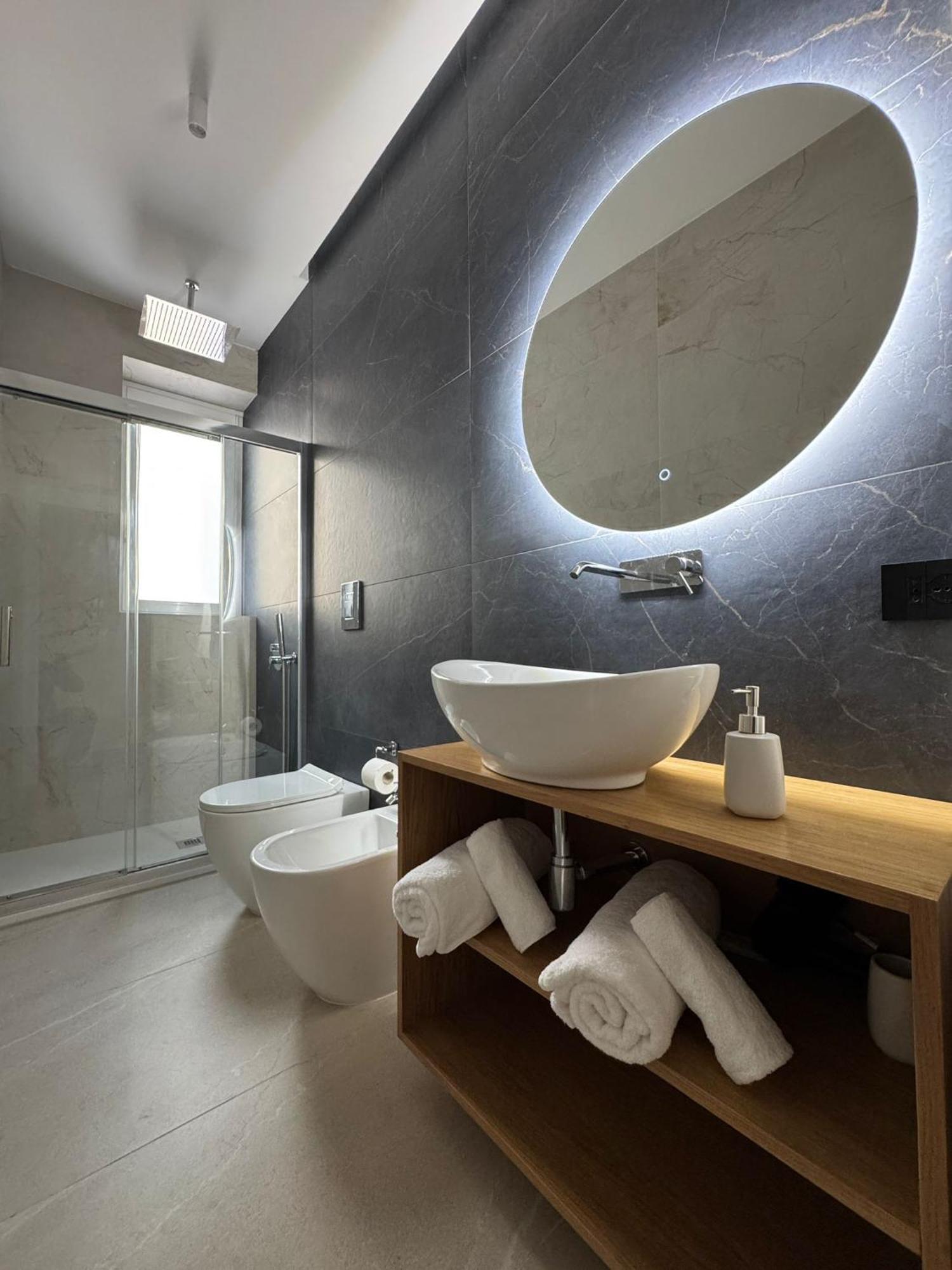 Politeama'S Home - Luxury Apartment Palermo Esterno foto